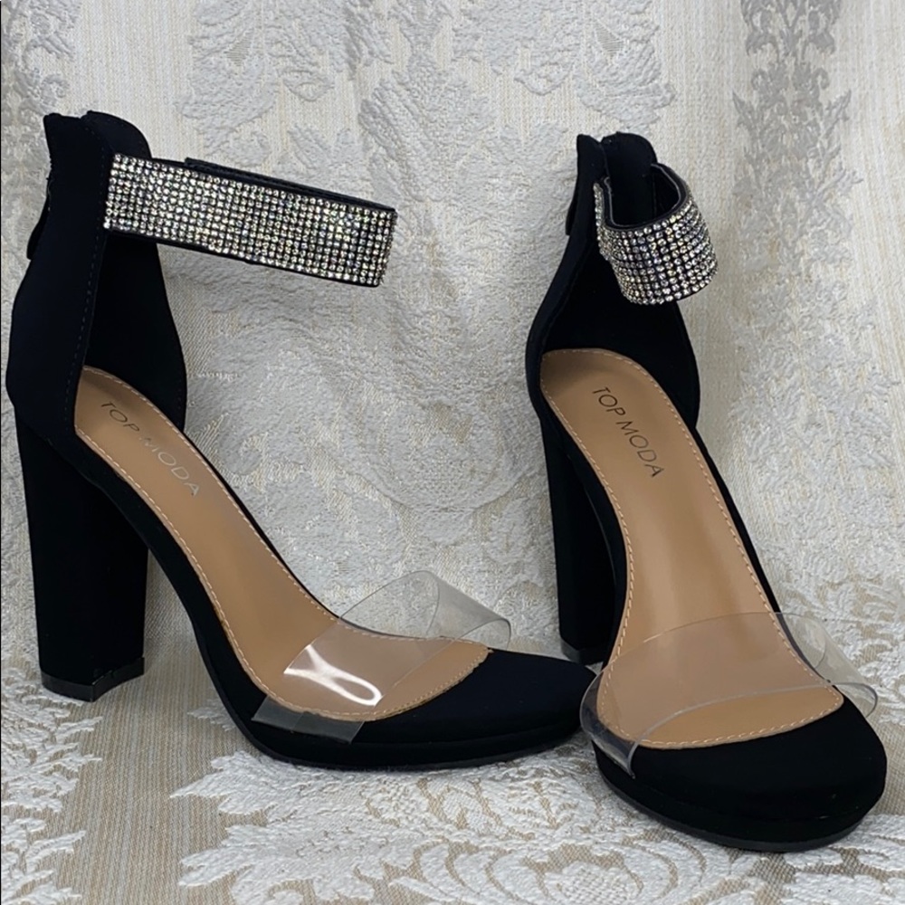 NWT Top Moda Black embellished block heel sandal